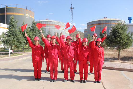 长庆石油人这样过国庆 坚守岗位保障天然气管道储运